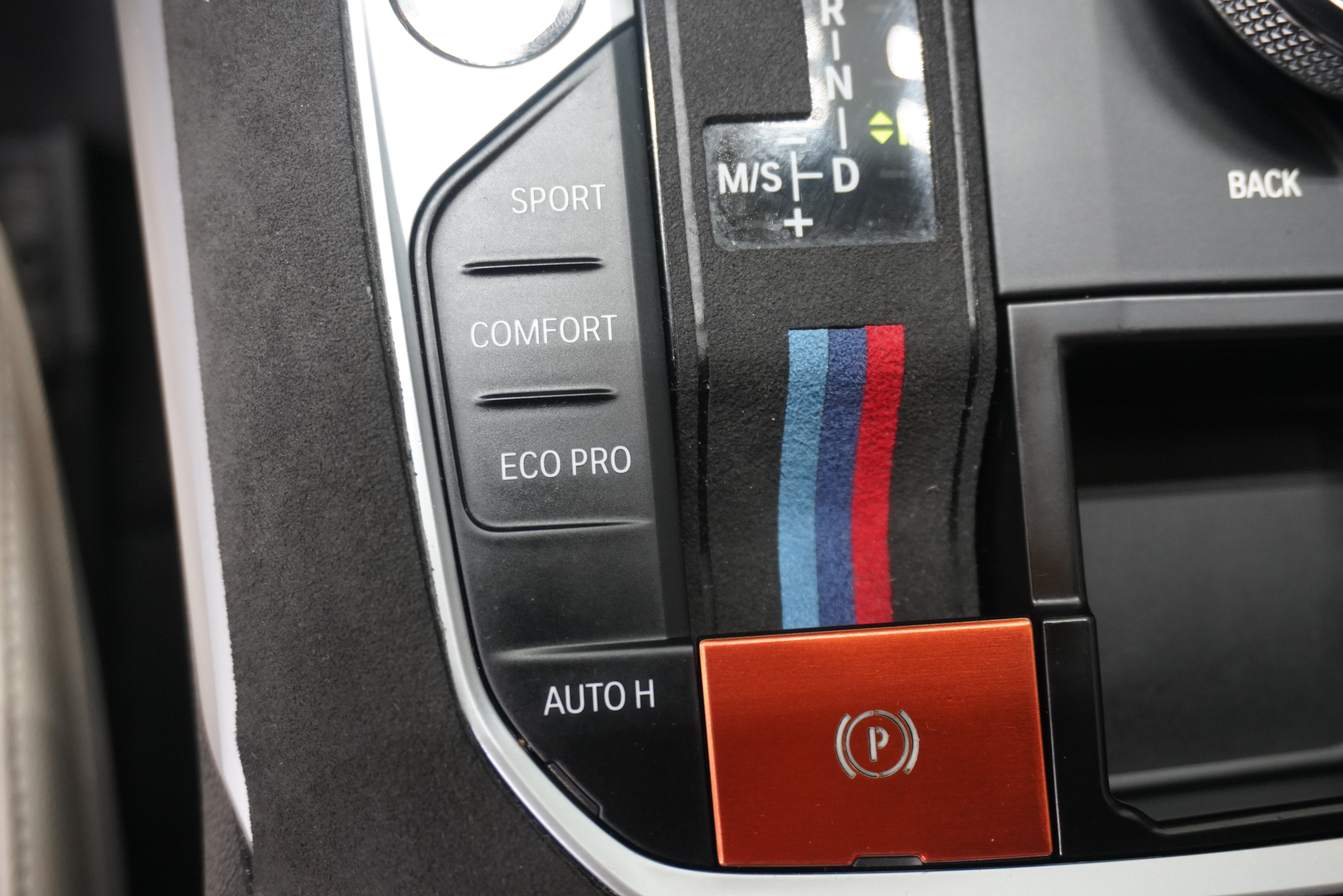 Used 2021 BMW 330i Sedan w/ M Sport Package RWD image 27