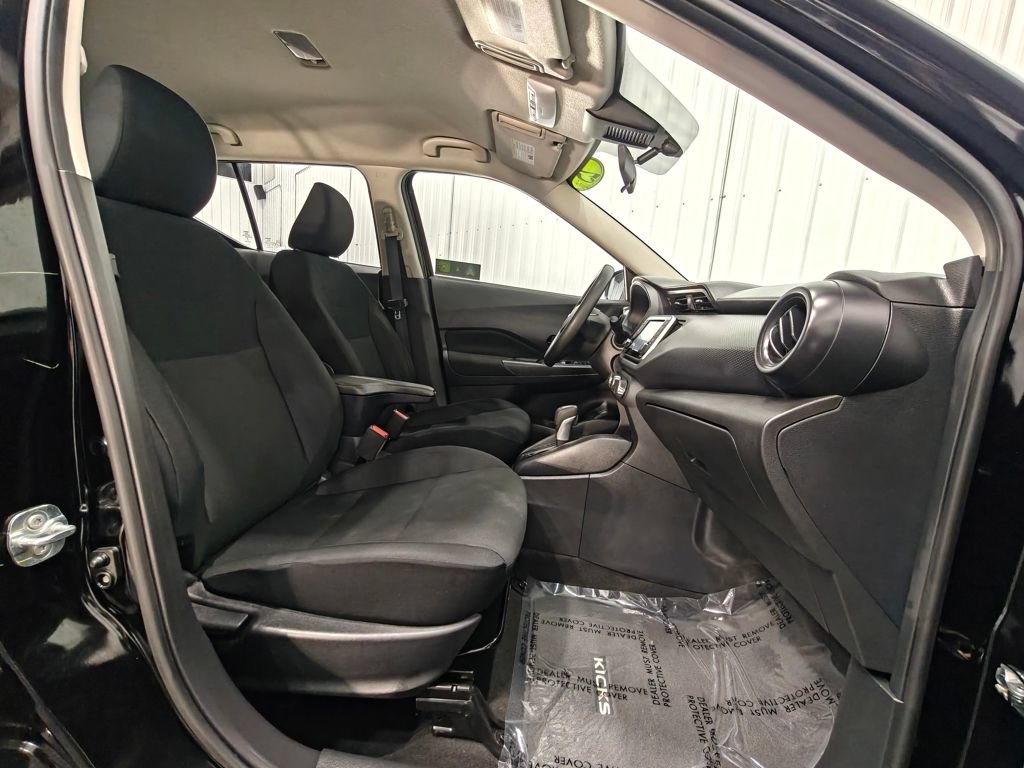 Used 2025 Nissan Kicks Play S FWD image 25