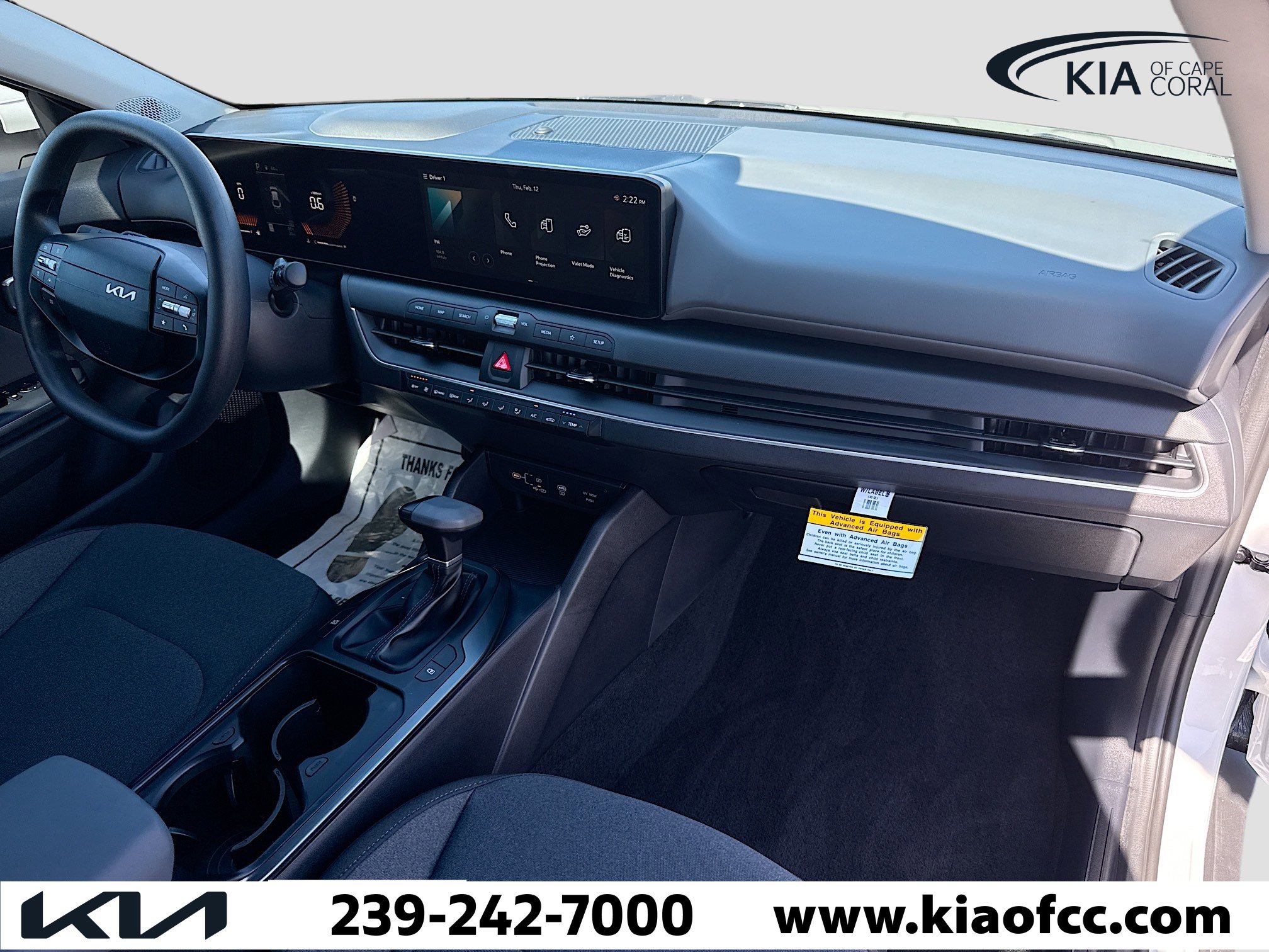 Used 2025 Kia K4 LXS image 13