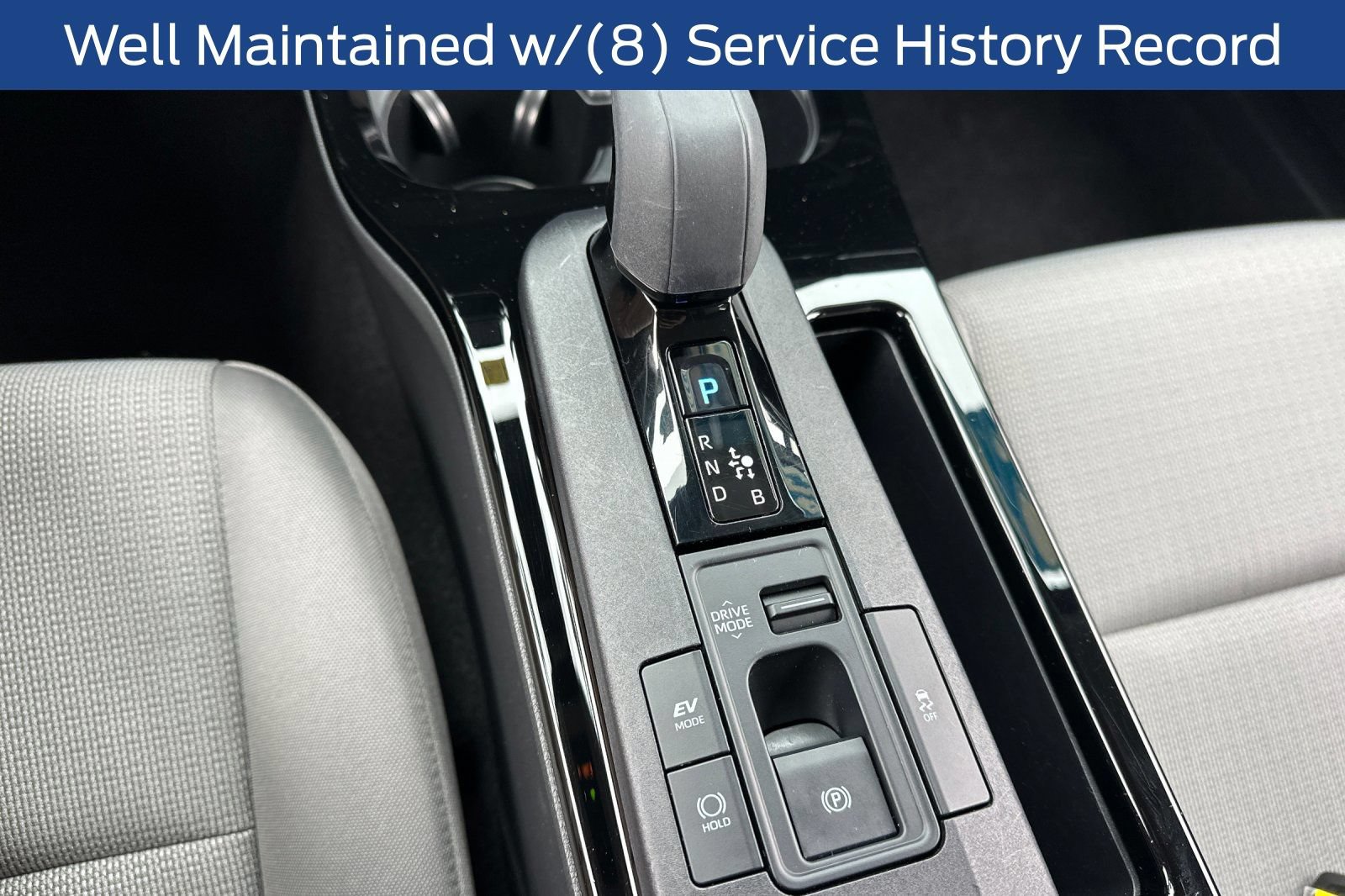 Used 2024 Toyota Prius LE FWD image 27