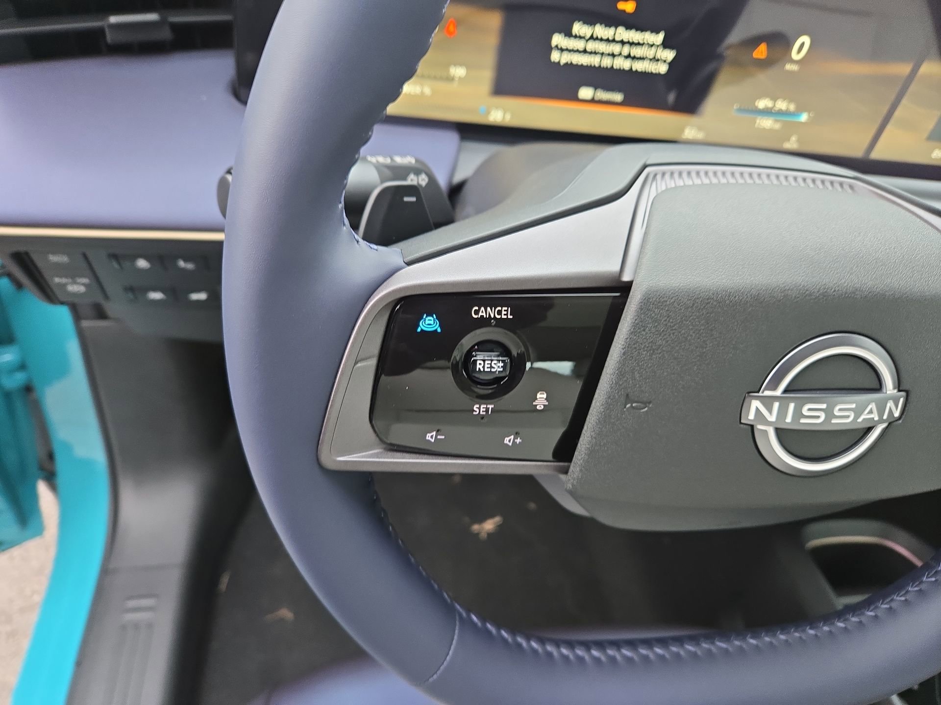 New 2026 Nissan Leaf Platinum+ image 9