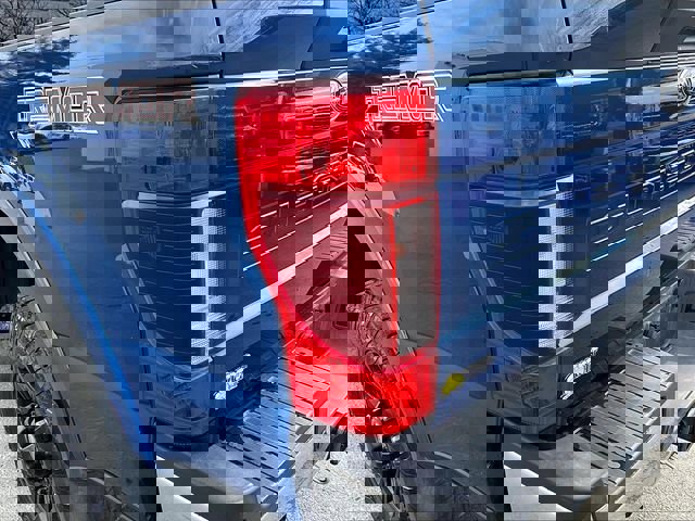 Used 2022 Ford F250 Lariat w/ Tremor Off-Road Package AWD/4WD image 32