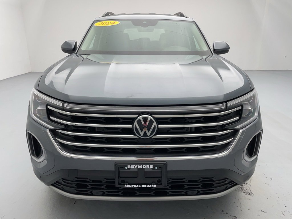 Used 2024 Volkswagen Atlas SE image 4