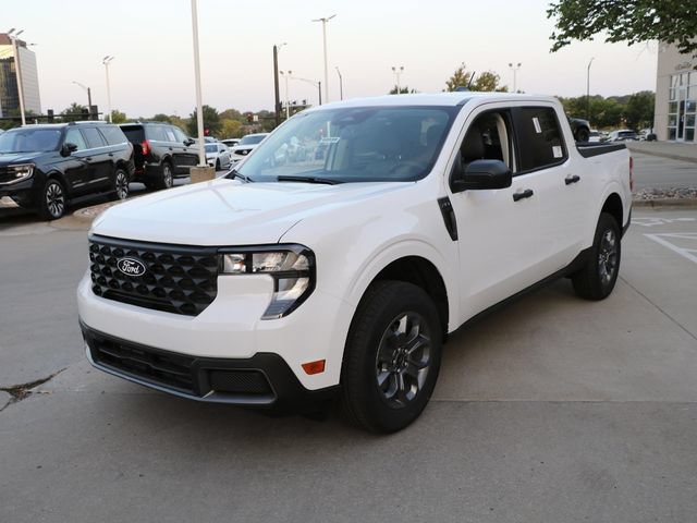 New 2026 Ford Maverick XLT AWD/4WD image 3