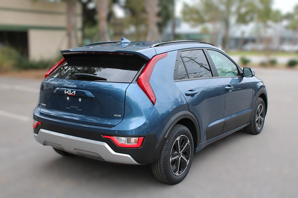 New 2026 Kia Niro EX FWD image 7