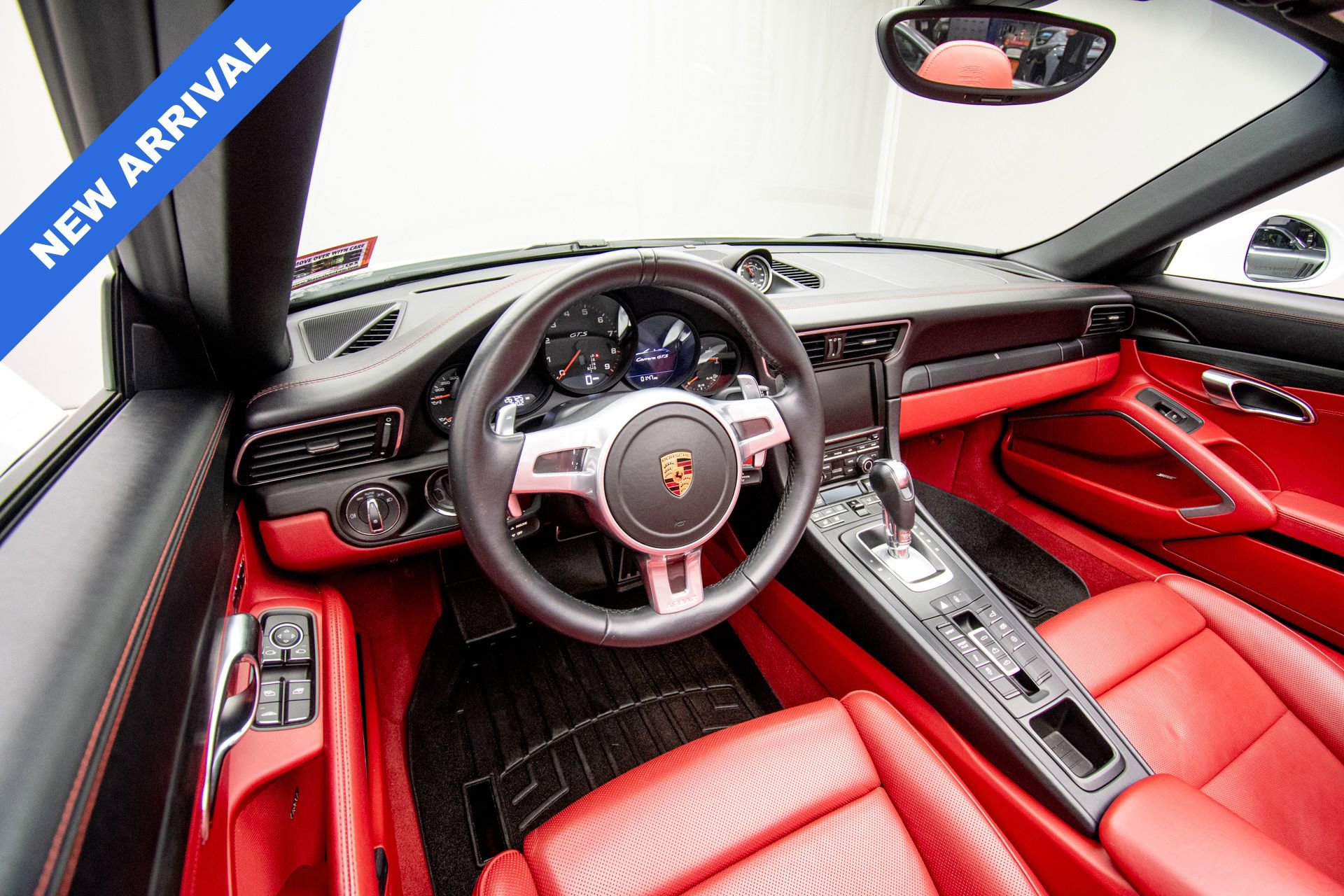 Used 2016 Porsche 911 Carrera GTS RWD image 24