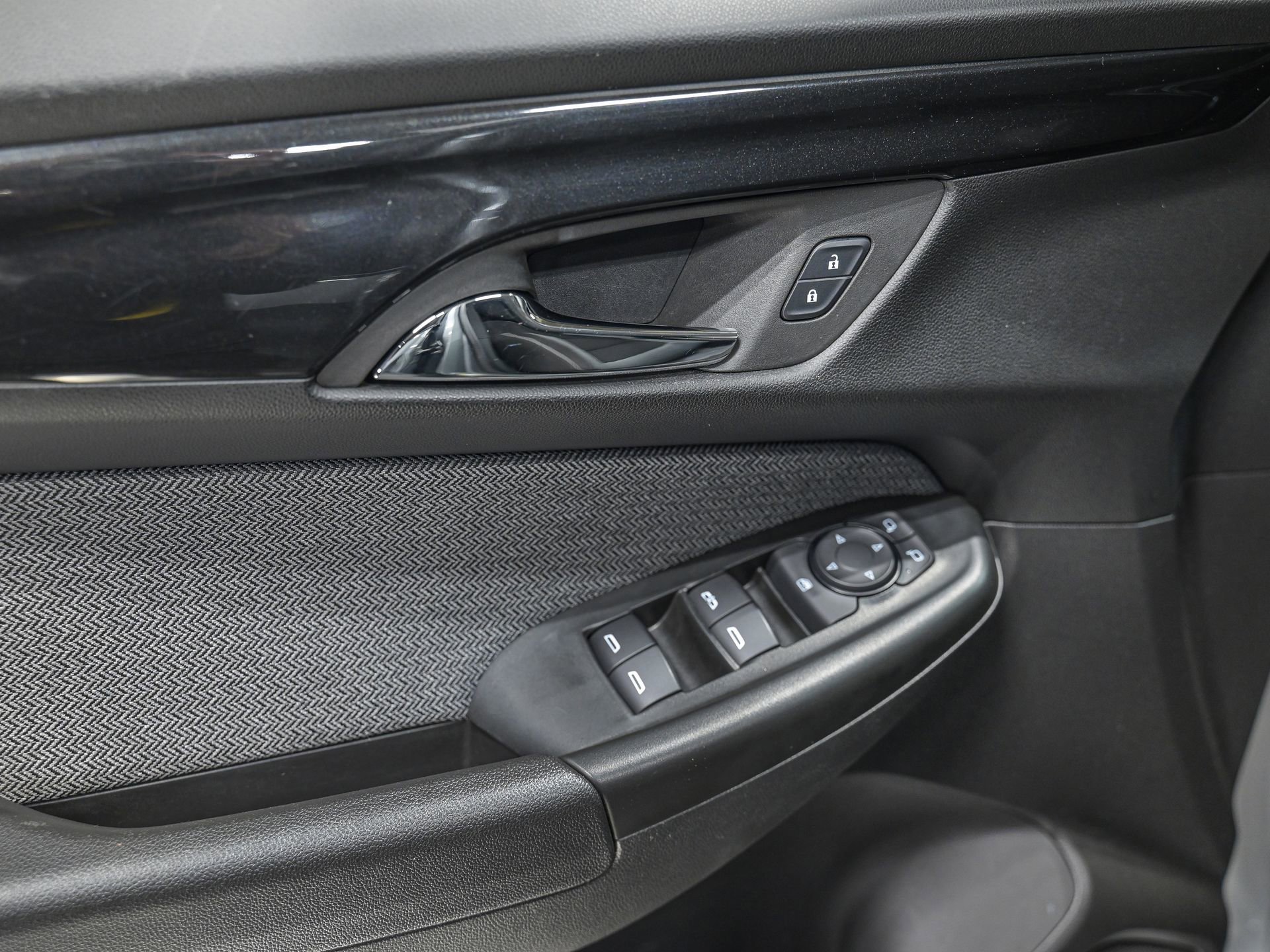 Used 2024 Chevrolet TrailBlazer LT w/ LT Cold Weather Package image 13