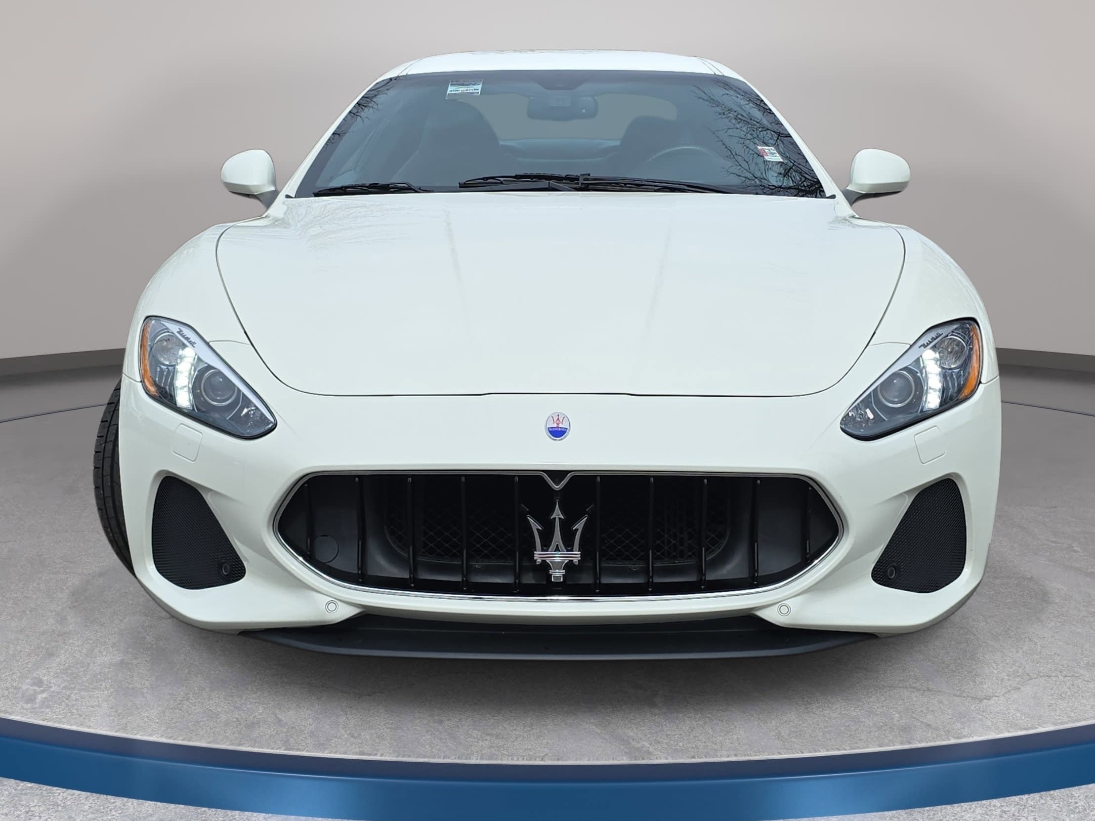 Used 2018 Maserati GranTurismo Sport RWD image 2