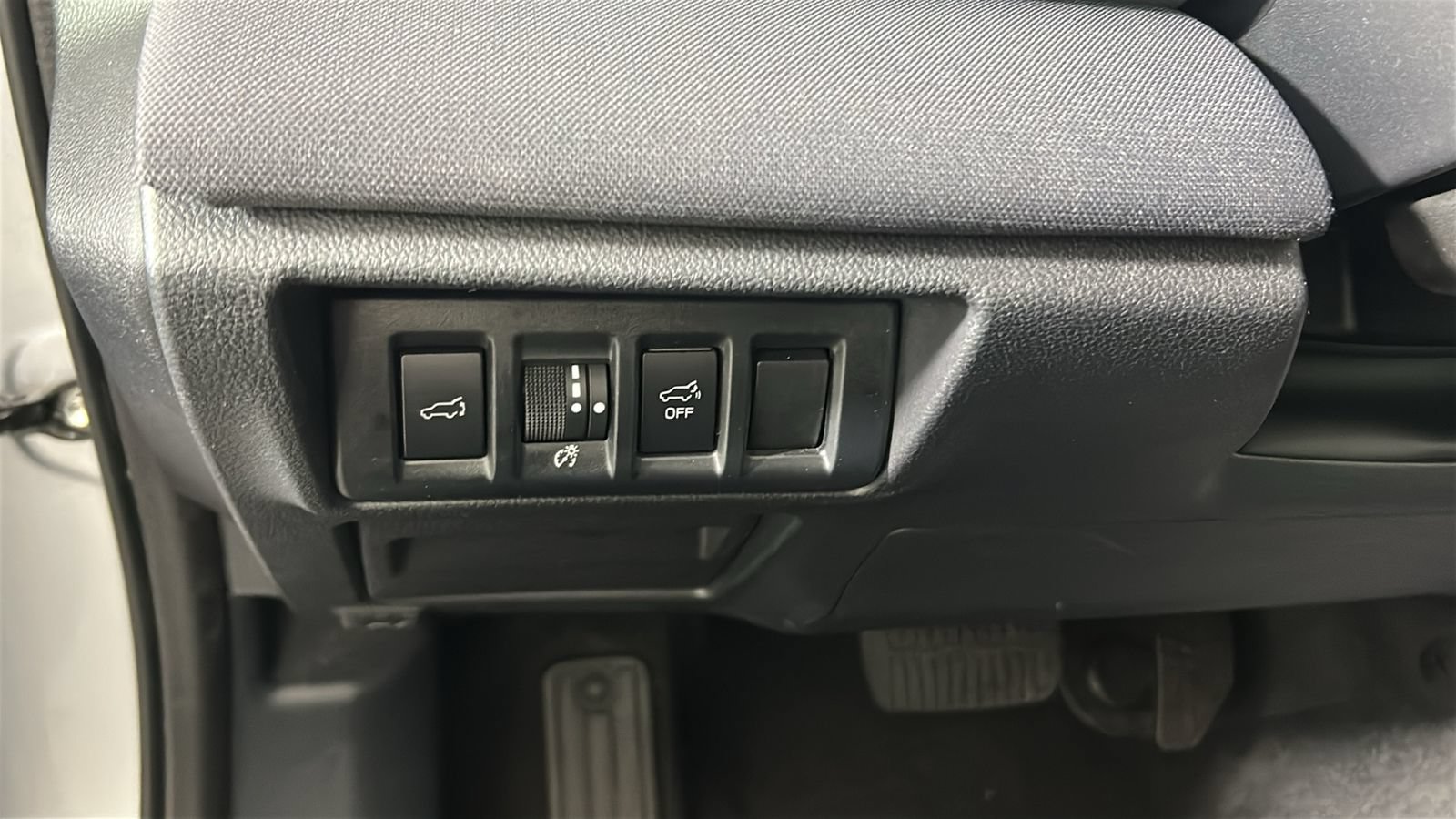Used 2021 Subaru Outback Premium AWD/4WD image 22