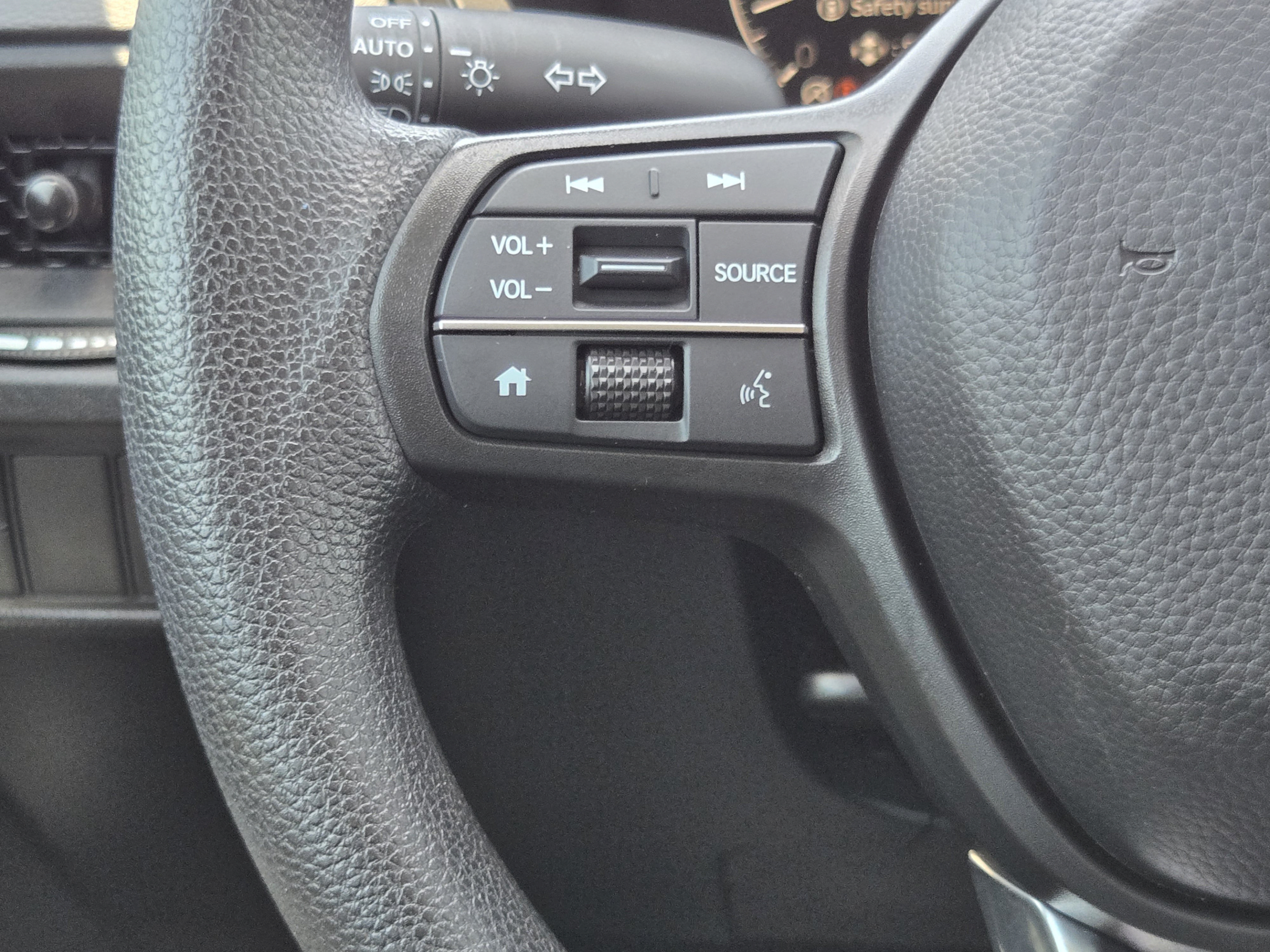 Certified 2025 Honda CR-V LX image 24