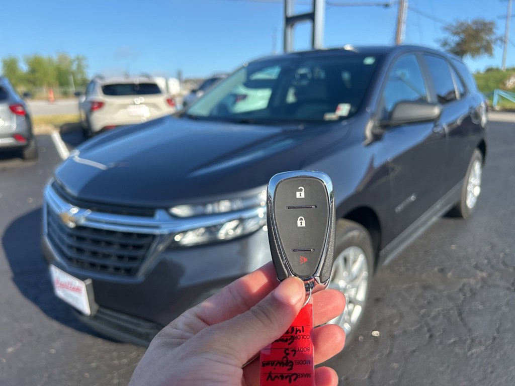 Used 2022 Chevrolet Equinox LS image 49