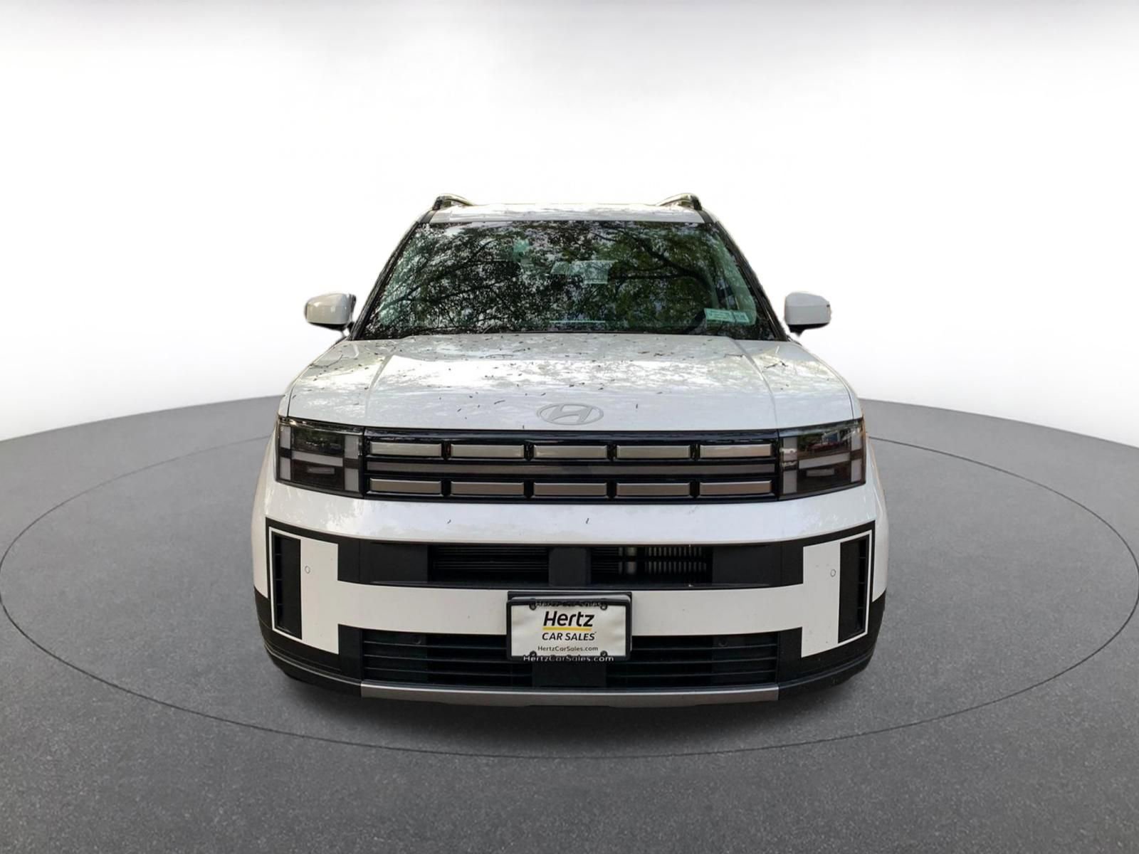 Used 2024 Hyundai Santa Fe SEL image 2