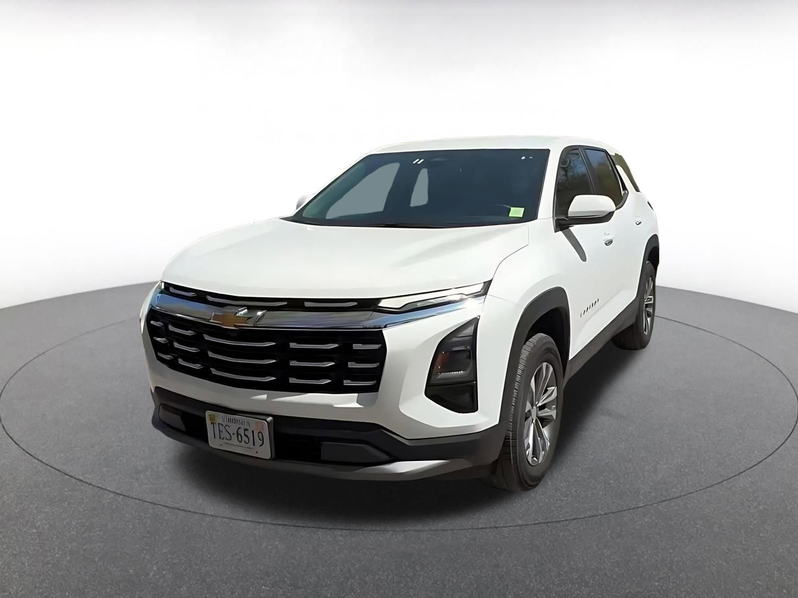 Used 2025 Chevrolet Equinox LT FWD image 7