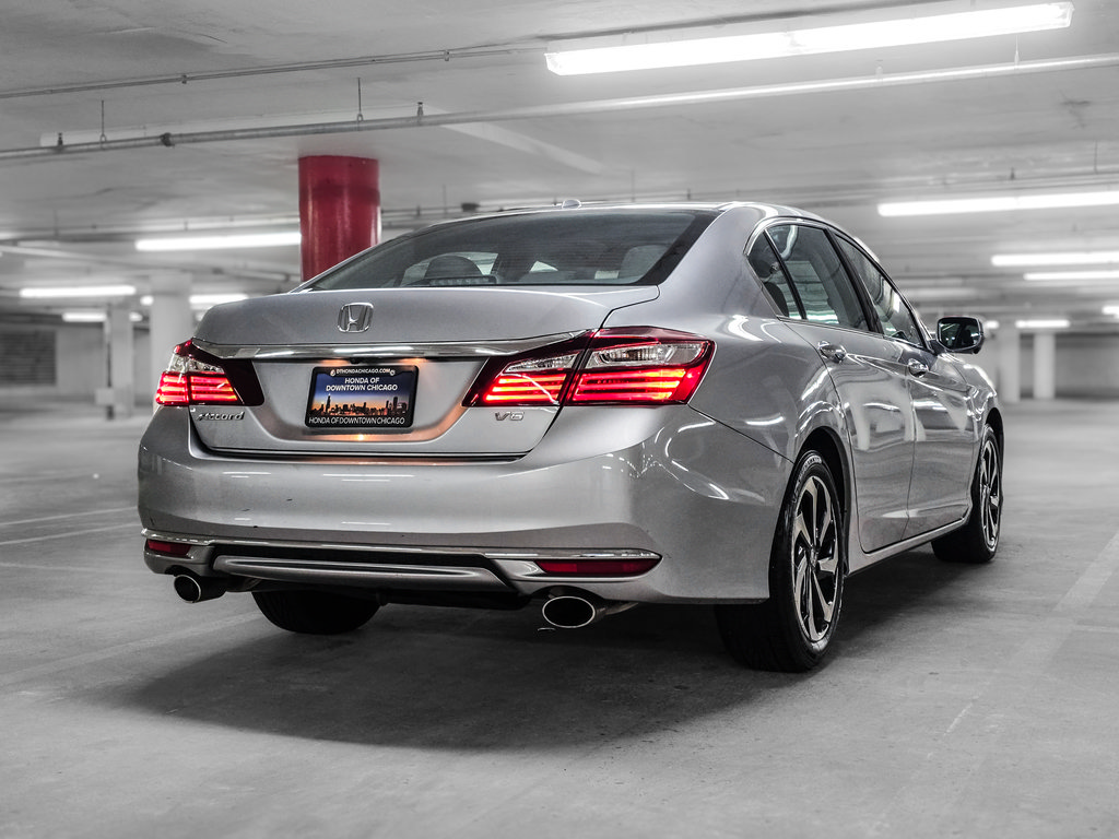 Used 2017 Honda Accord EX-L image 6