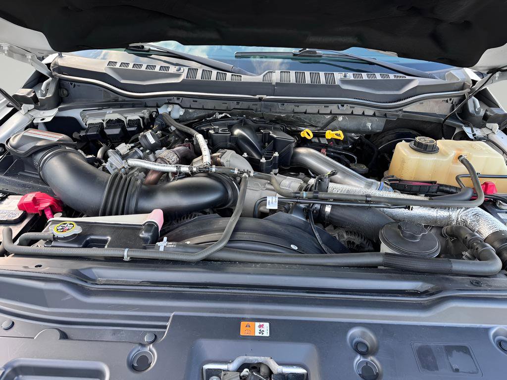 Used 2017 Ford F250 Lariat w/ Chrome Package image 37