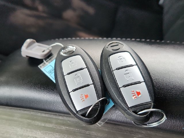 Used 2018 Nissan Murano S AWD/4WD image 46