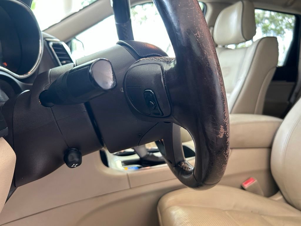 Used 2019 Jeep Grand Cherokee Overland RWD image 47