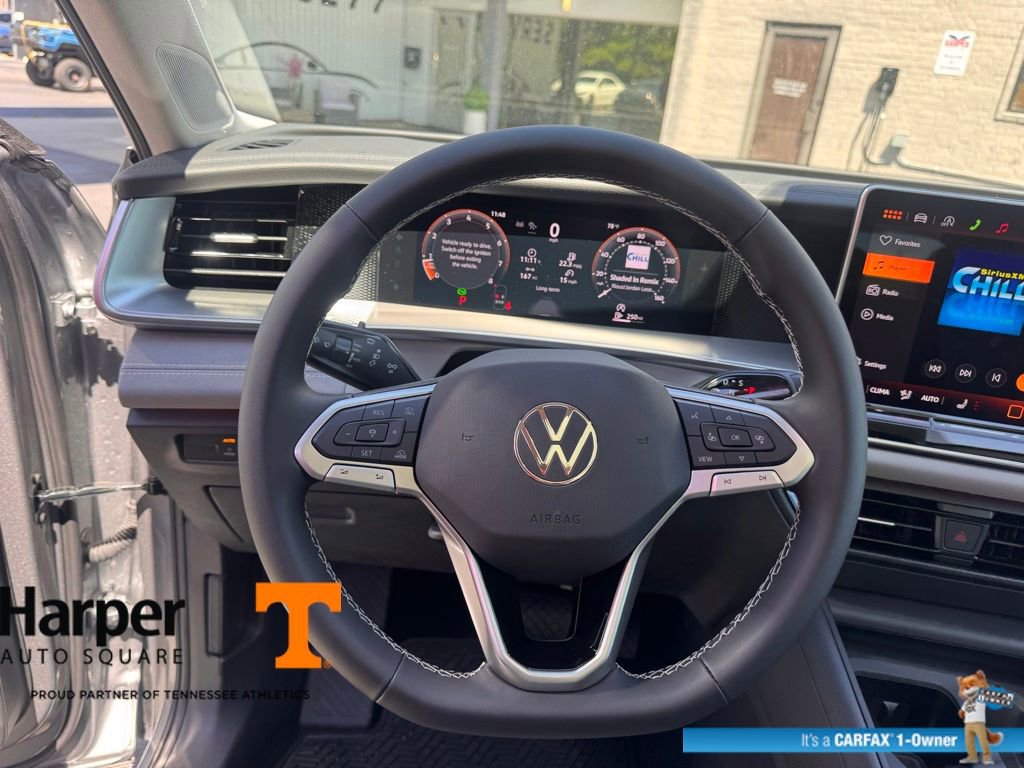 Used 2026 Volkswagen Tiguan SE FWD image 15