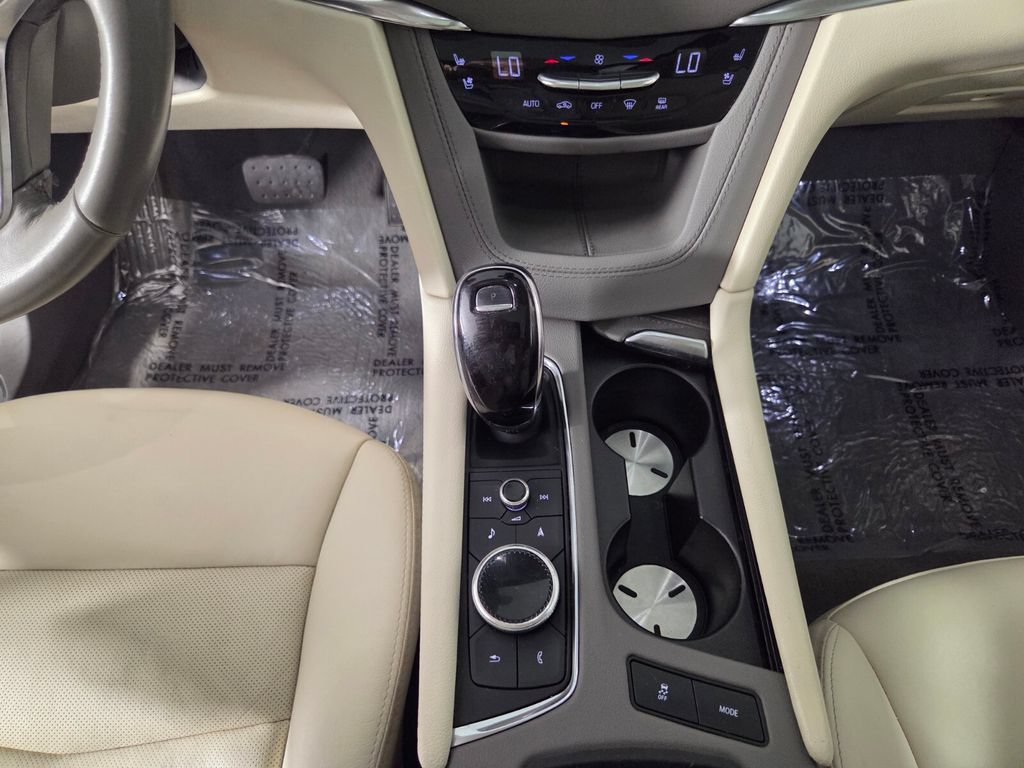 Used 2023 Cadillac XT5 Premium Luxury w/ Technology Package AWD/4WD image 13