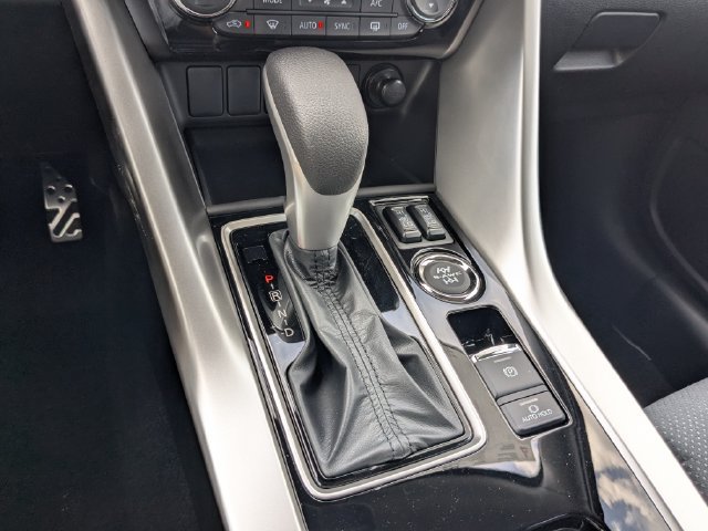 New 2026 Mitsubishi Eclipse Cross SE AWD/4WD image 29