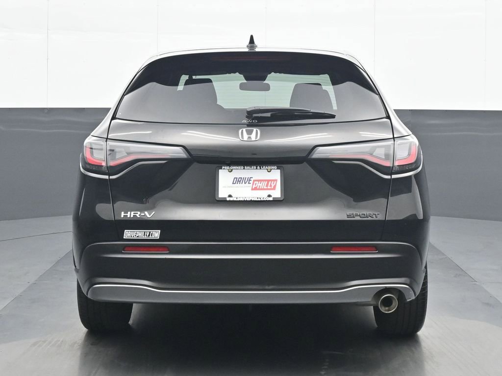 Used 2023 Honda HR-V Sport image 5