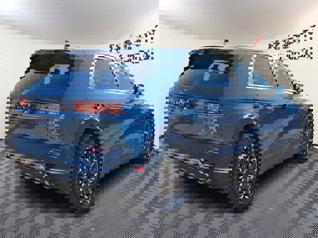 Used 2023 Hyundai Ioniq 5 SEL image 4