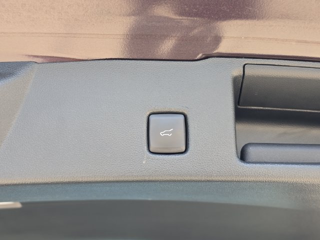 Used 2023 Ford Escape Active FWD image 7