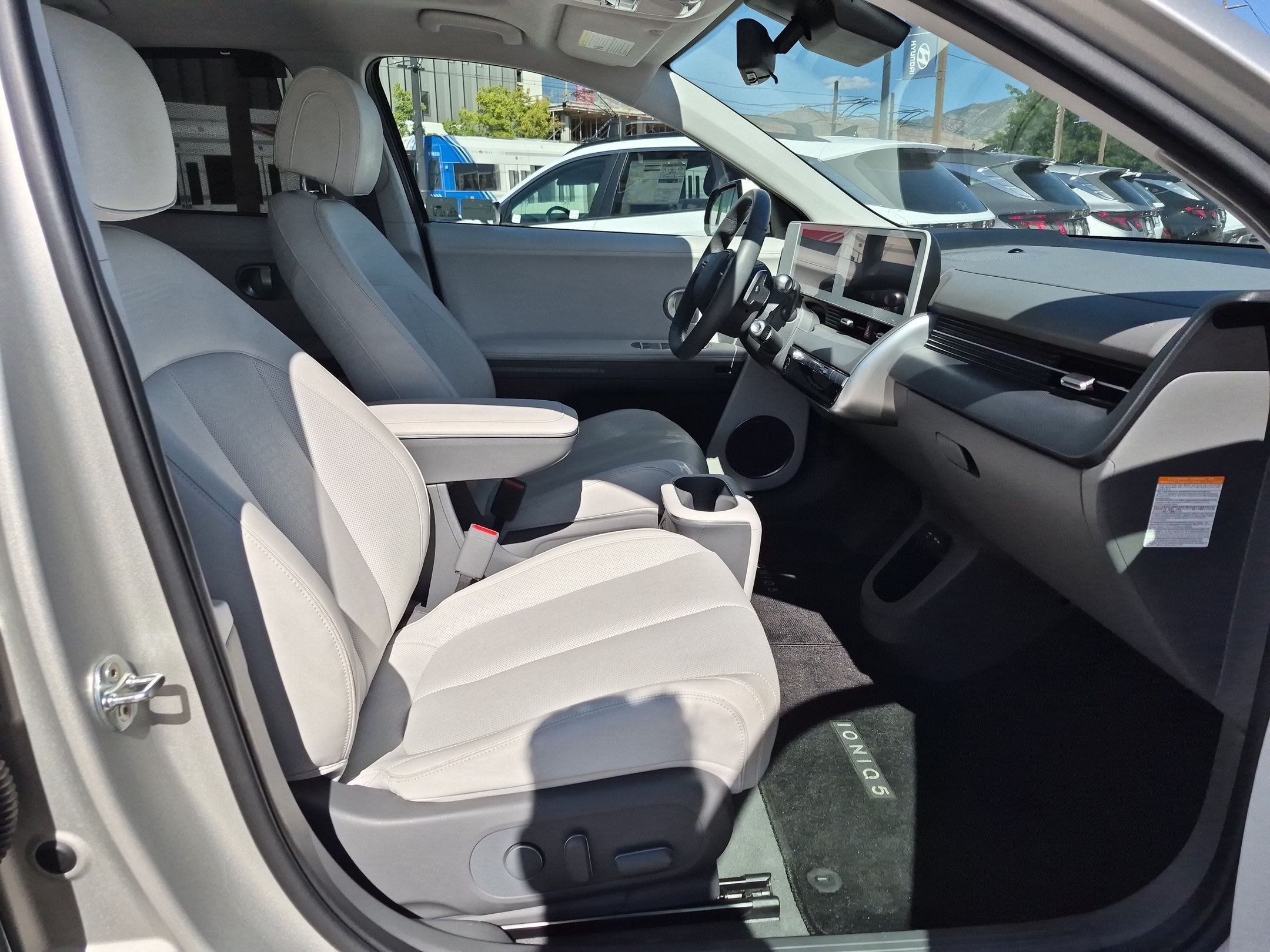Certified 2024 Hyundai Ioniq 5 Limited AWD/4WD image 30