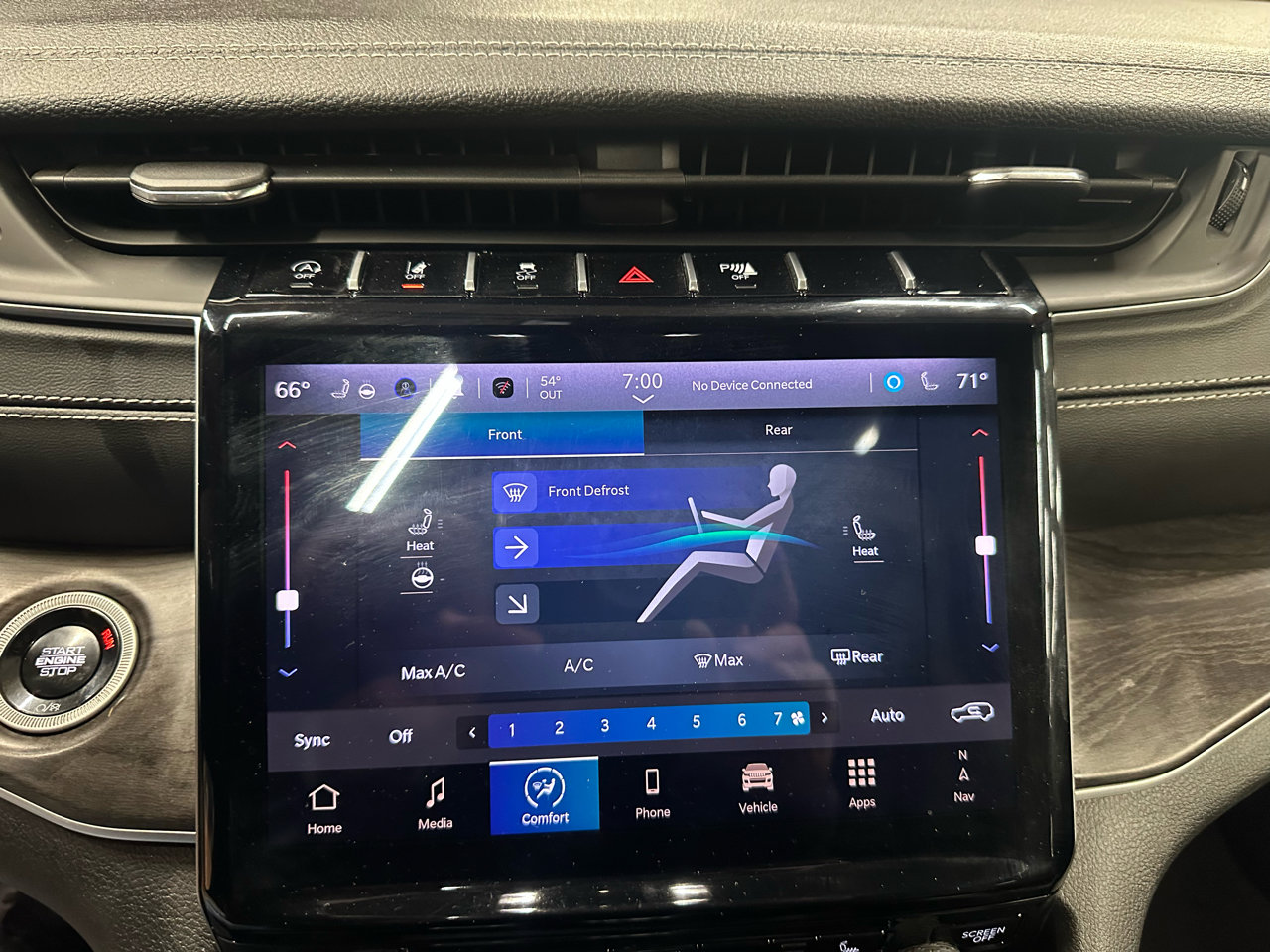 Used 2024 Jeep Grand Cherokee L Limited w/ Black Appearance Package image 16