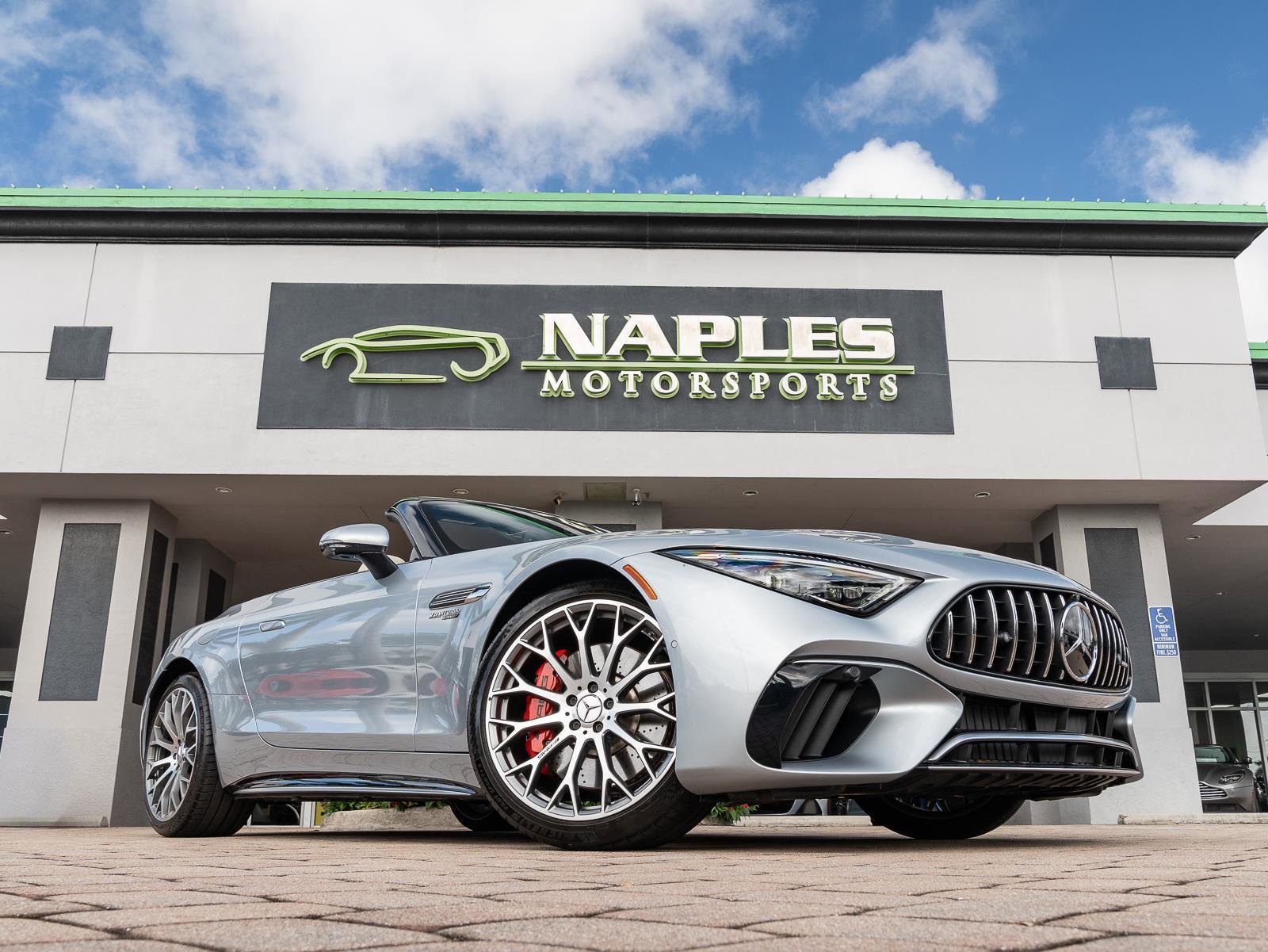 Used 2022 Mercedes-Benz SL 55 AMG 4MATIC image 38