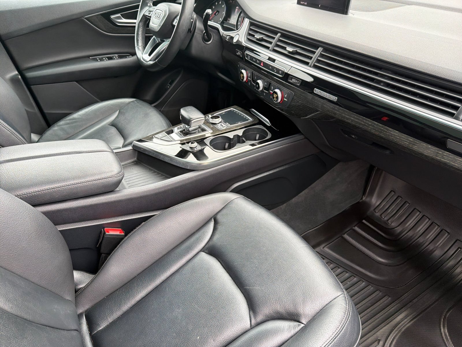 Used 2019 Audi Q7 3.0T Premium AWD/4WD image 17