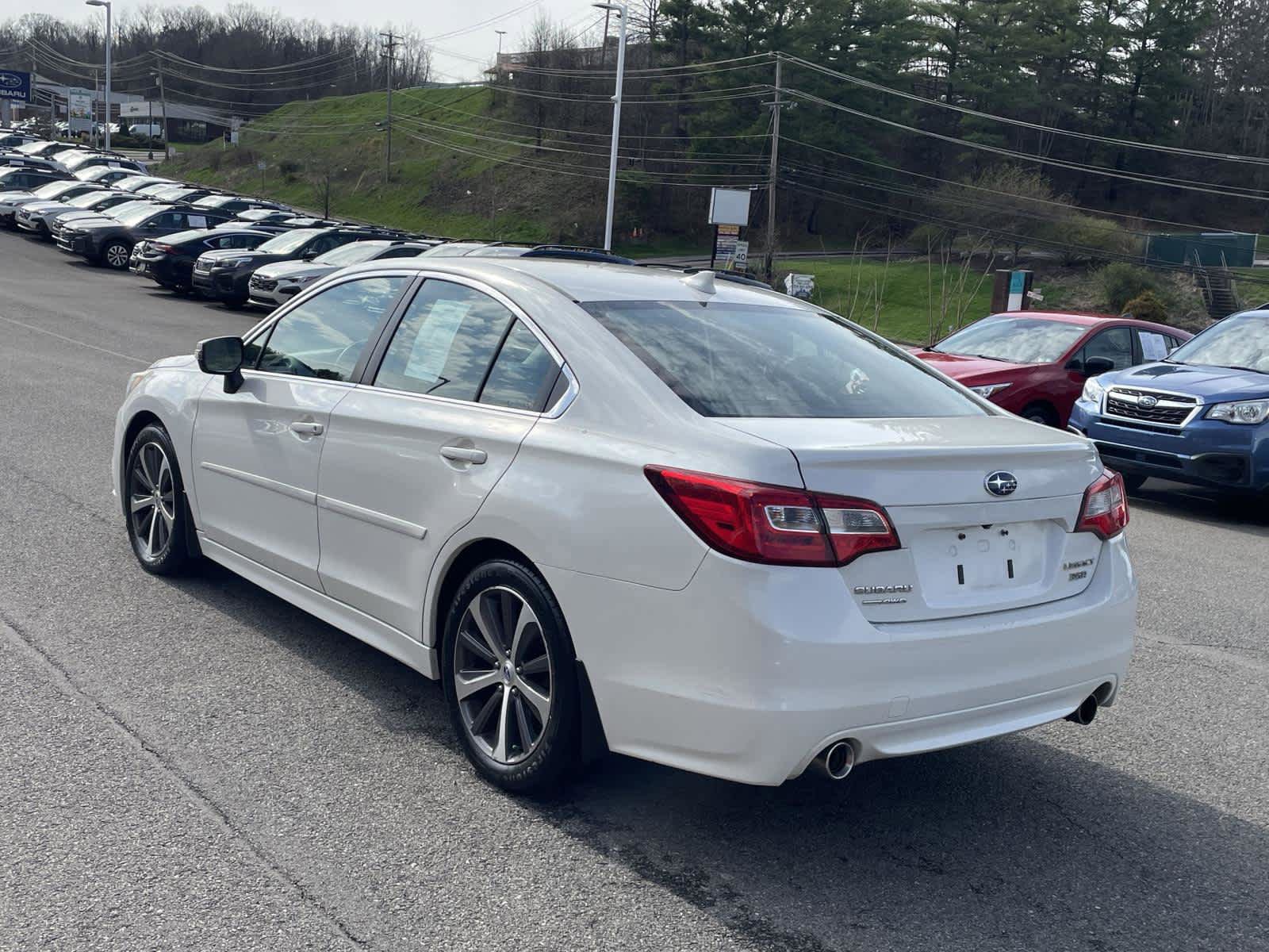 Used 2016 Subaru Legacy 3.6R Limited image 3