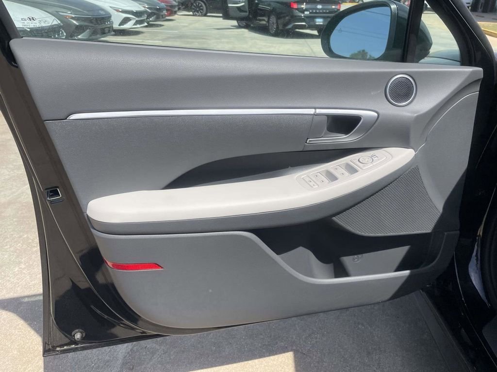 New 2026 Hyundai Sonata SE FWD image 12