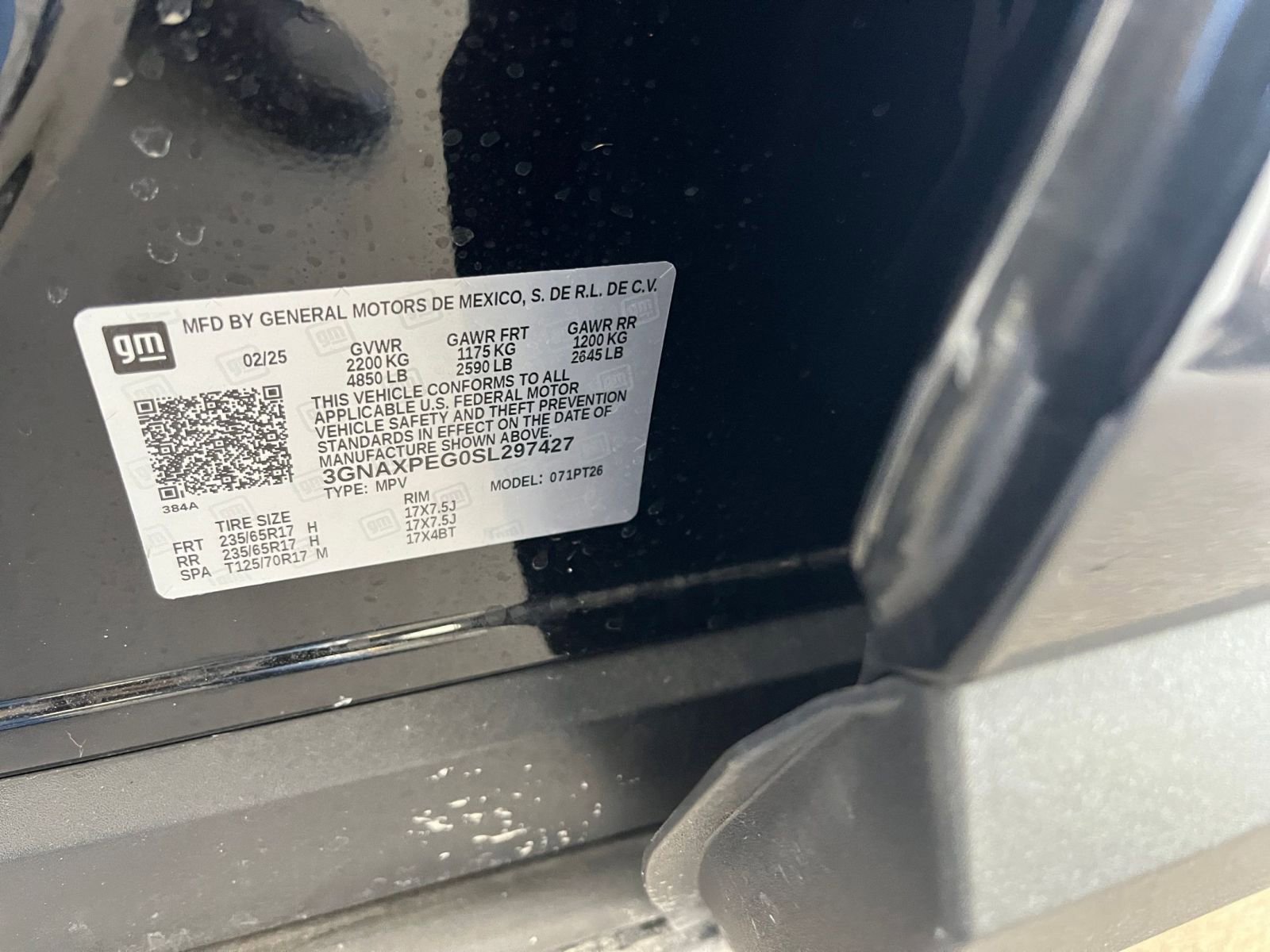 Used 2025 Chevrolet Equinox LT image 30