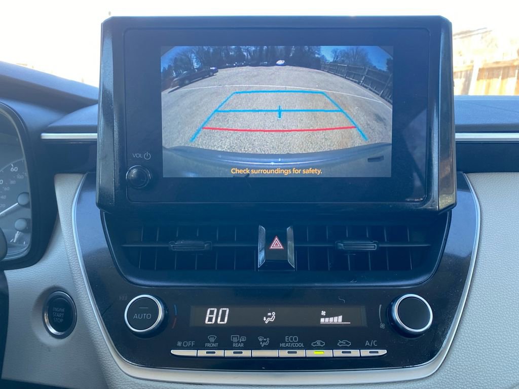 Used 2024 Toyota Corolla LE w/ LE Convenience Package image 20