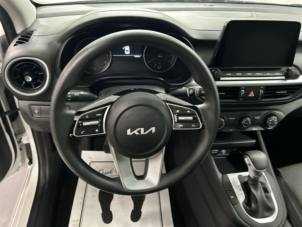 Certified 2024 Kia Forte LXS image 4