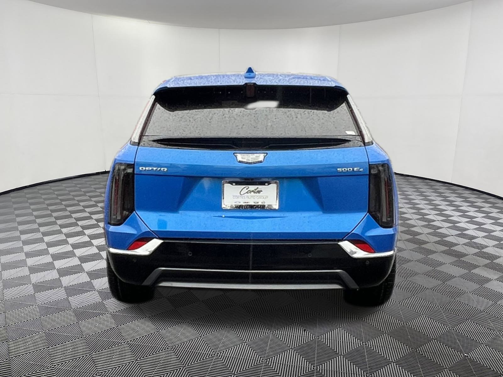 New 2026 Cadillac Optiq Luxury 2 image 5