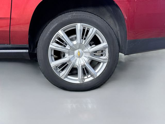 Used 2024 Chevrolet Suburban High Country w/ Advanced Technology Package image 38