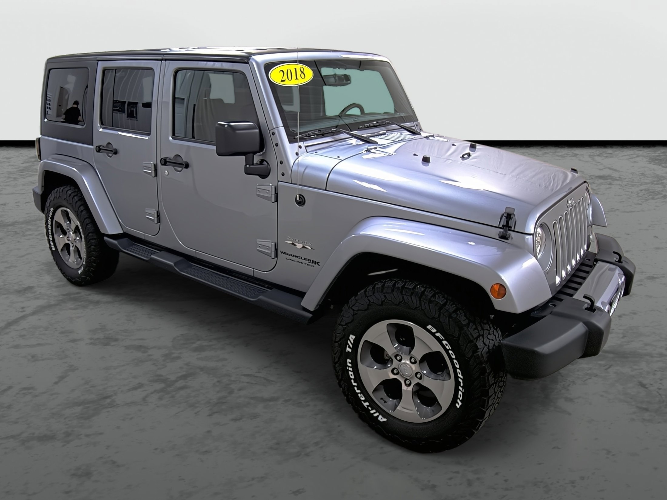 Used 2018 Jeep Wrangler Unlimited Sahara AWD/4WD image 5