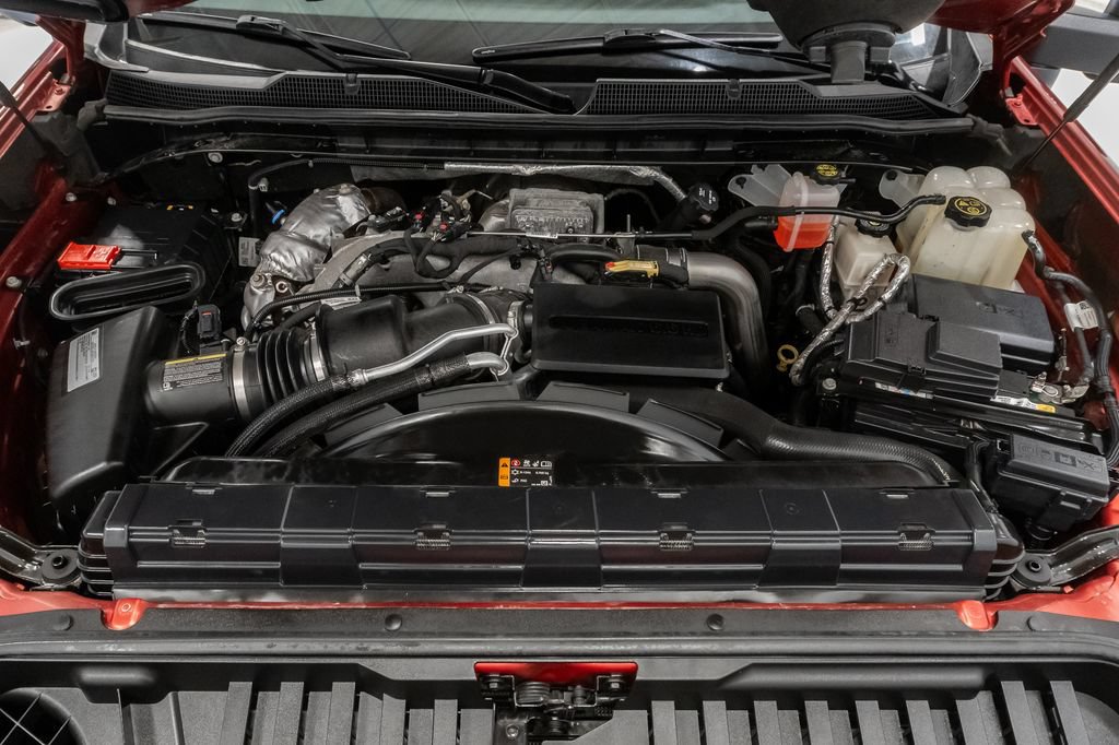 Used 2021 Chevrolet Silverado 2500 High Country w/ Z71 Off-Road Package AWD/4WD image 4