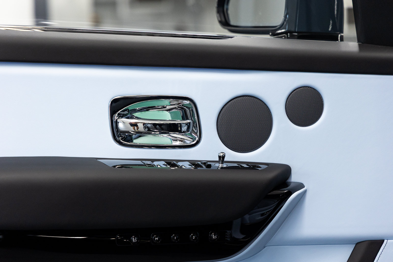 New 2027 Rolls-Royce Cullinan AWD/4WD image 34