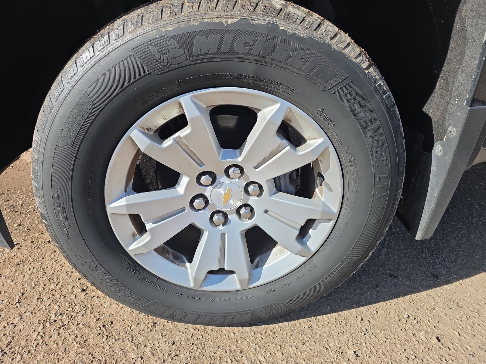 Used 2017 Chevrolet Colorado LT image 11