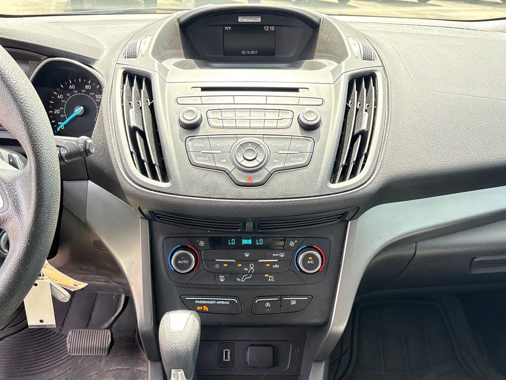 Used 2017 Ford Escape SE FWD image 23