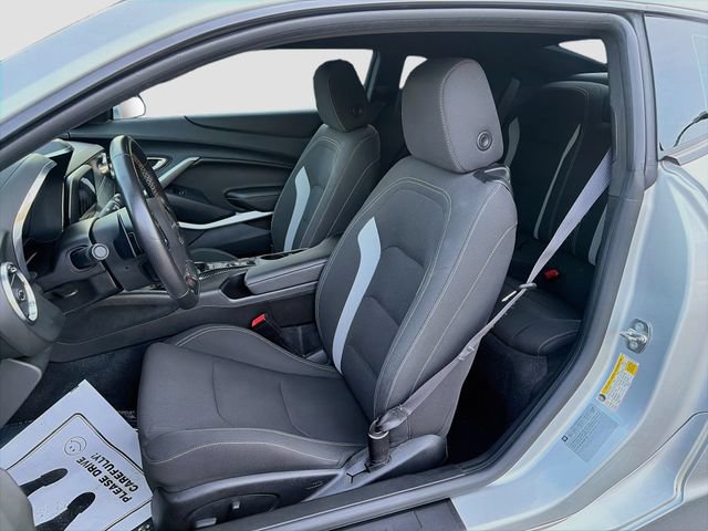 Used 2016 Chevrolet Camaro SS RWD image 20