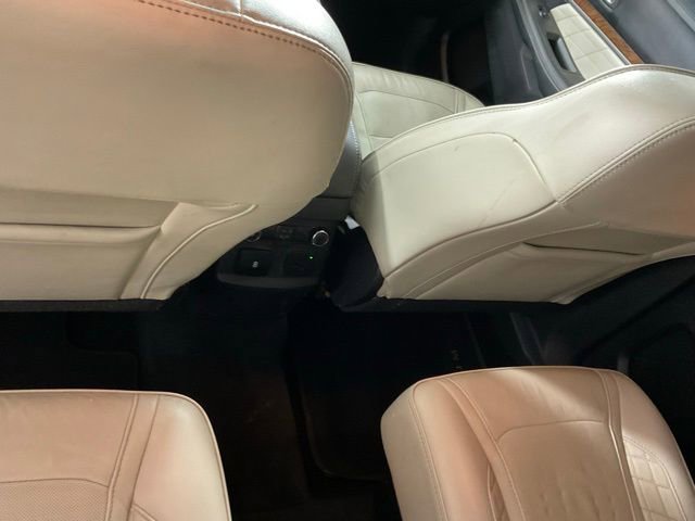 Used 2017 Ford Explorer Platinum image 17