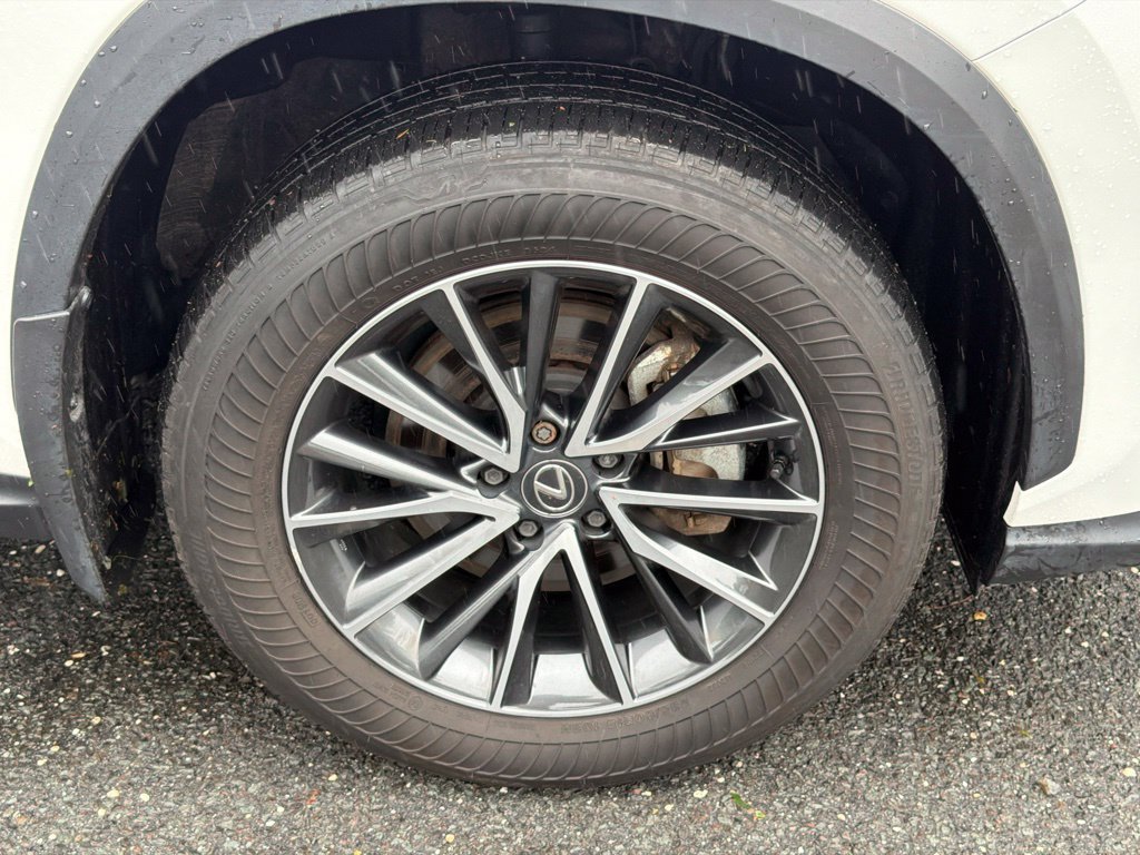 Used 2025 Lexus NX 350h AWD w/ Accessory Package (2T) image 8