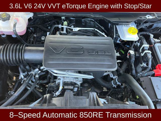 Used 2025 RAM 1500 Big Horn AWD/4WD image 3