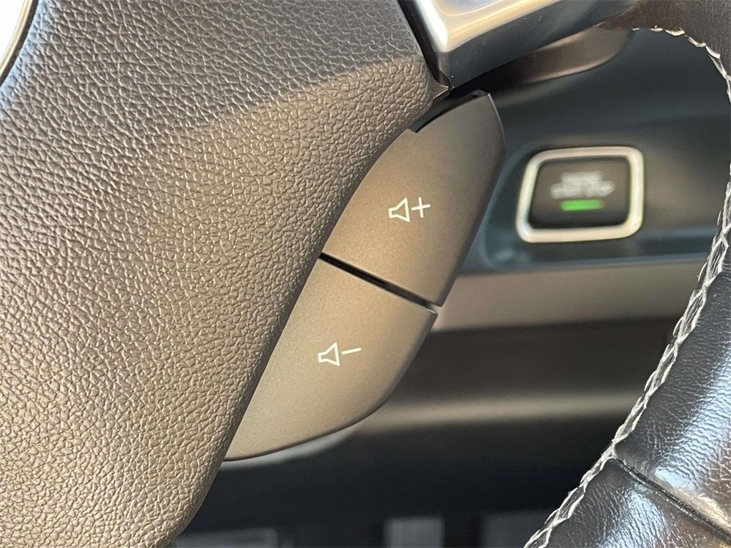 Used 2018 Chevrolet Camaro LT w/ RS Package image 11