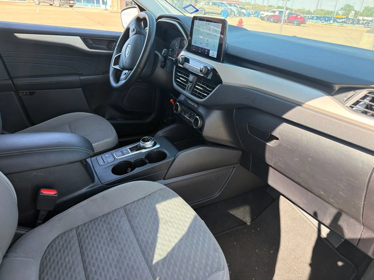 Used 2022 Ford Escape SE w/ Convenience Package FWD image 16