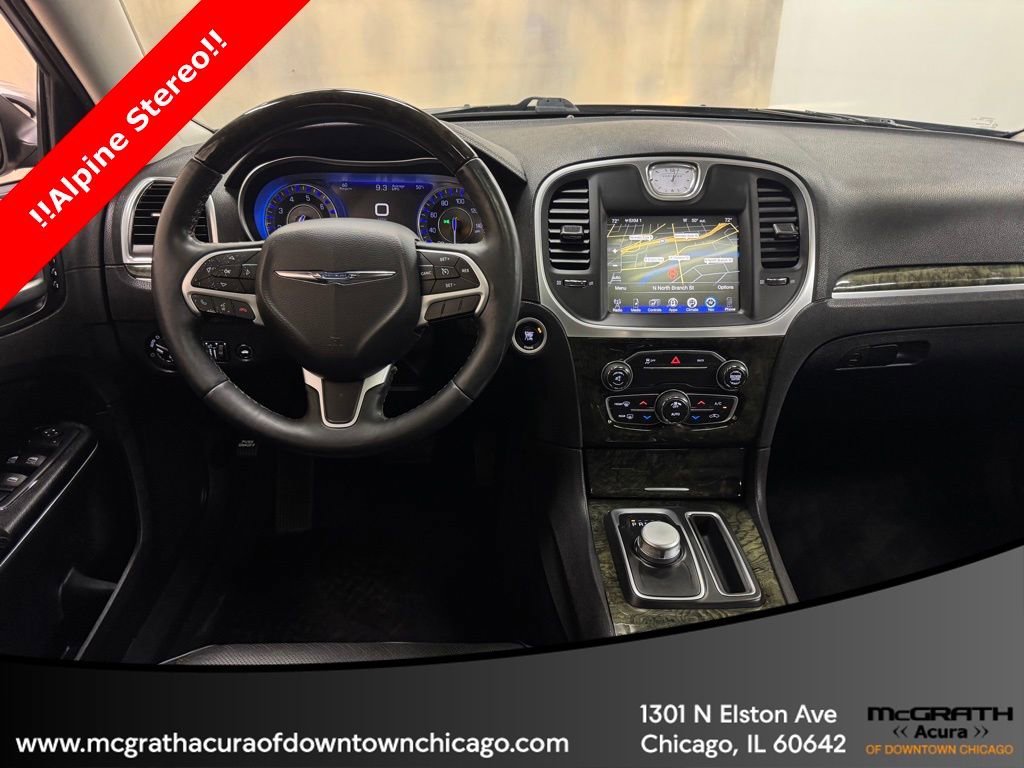 Used 2015 Chrysler 300 C image 19
